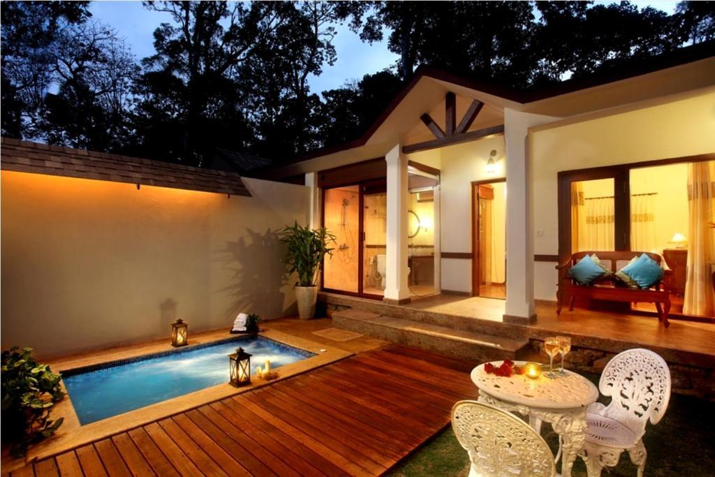 Carmelia Haven Resort Thekkady Pokoj fotografie